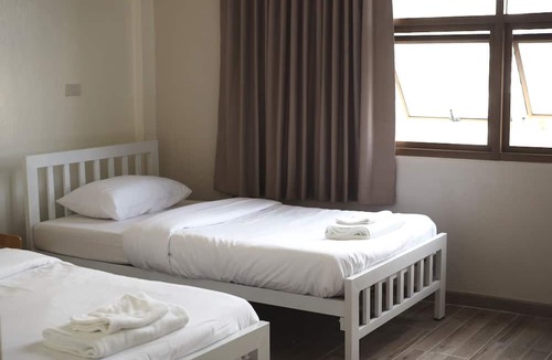 Bang Lamphu Lang Hostel | Krung Tone Hostel