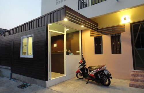 Ban Luam Hotel | Prajak Inn