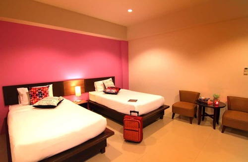 Talat Nuea Hotel | Cool Residence