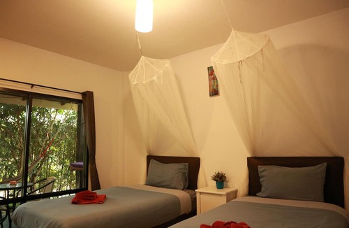 Ko Lanta Hotel | Raven Blue