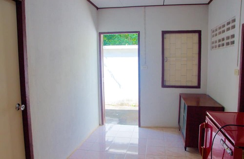 Ko Sichang Hotel | Sichang Shine Khao Resort