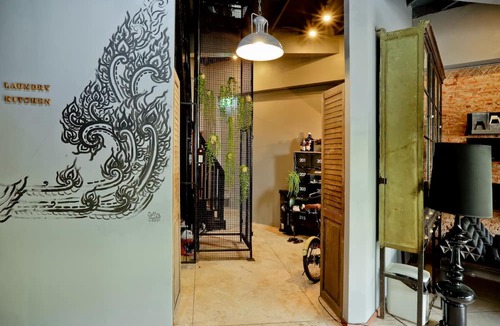 Wang Burapha Phirom Hostel | Bangkok Bed and Bike - Hostel