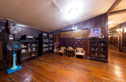 Ayutthaya House | Baan Are Gong Riverside Homestay