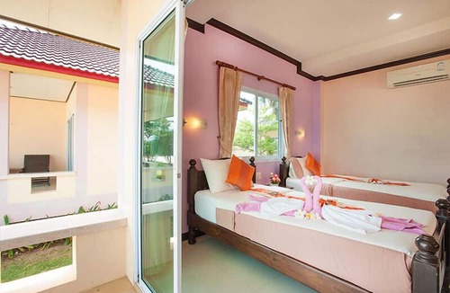 Khanom Hotel | Chonnapha Resort