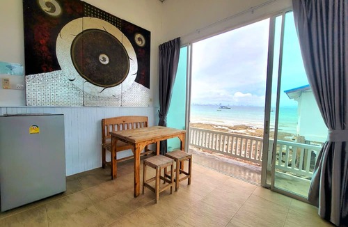 Koh Lan Hotel | Baan I Taley On Sea