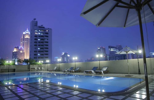 Nana Apartment | Omni Tower Sukhumvit Nana - Direct