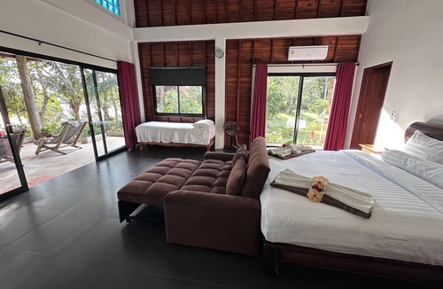 Nuea Khlong Villa | Piman Pu