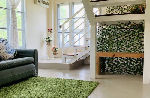 Khao Kho Villa | Misty English Cottage