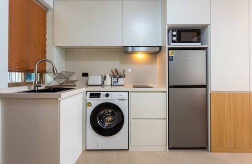 Bophut Apartment | Bright 1BR Condo Pool Gym Easy Access C269