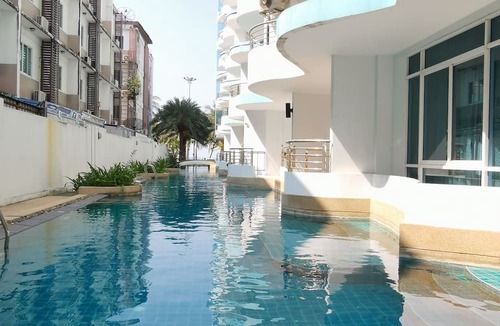 Ban Bang Saen Condo | The Beach Bangsaen Condo Sea View Room 327-62 Floor 7n