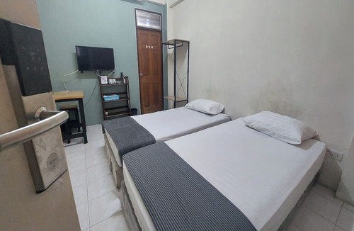 Dok Mai Apartment | Sukhum Mega Bangna Guest House