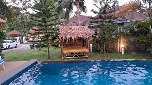 Mae Nam Ski Chalet | Ananda Resort, Villa n 4 in the Thai jungle a Samui