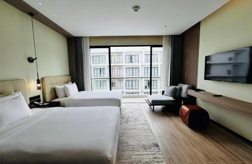 Choeng Thale Hotel | Radisson Resort Layan Phuket