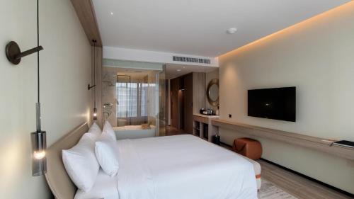 Choeng Thale Hotel | Radisson Resort Layan Phuket