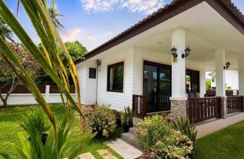 Lipa Noi House | Private Garden House, 1 Min to Lipa Noi Beach