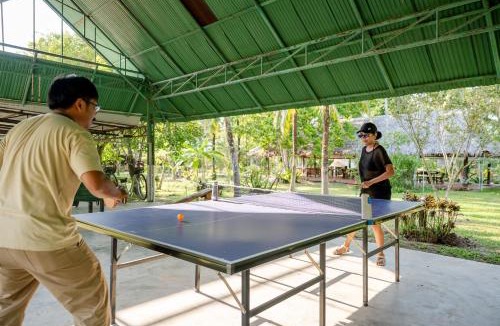 Ban Na Faek Resort | Sawasdee Lagoon Camping & Restaurant