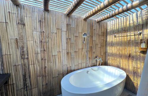 Ban Wang Hom House | ขนำริมเล รีสอร์ท