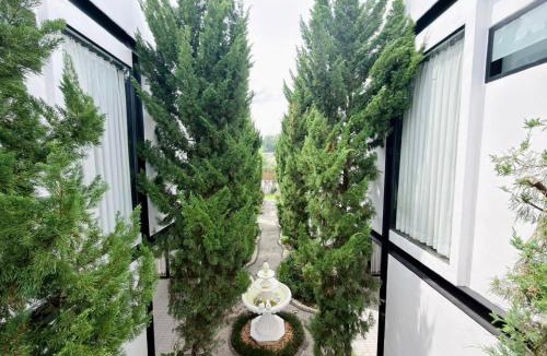 Thung Song Hotel | The Gold Living Life