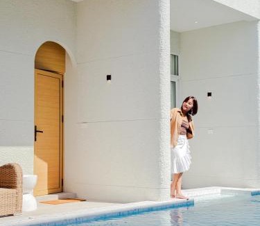 Pak Nam Pran Villa | WildWildWest Pool Villa Pranburi