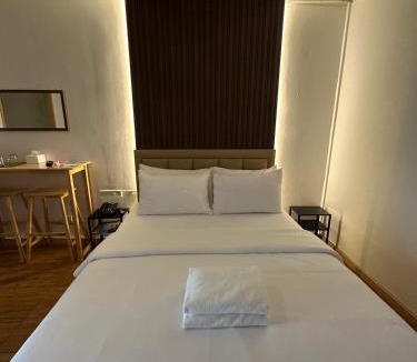 Bang Phli Resort | Love Box Resort