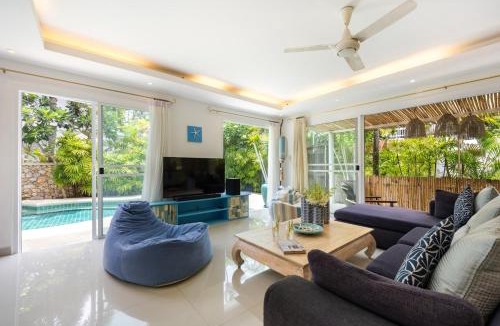 Hua Thanon Villa | Baan Fah Sai Luxury Villa steps from Beach