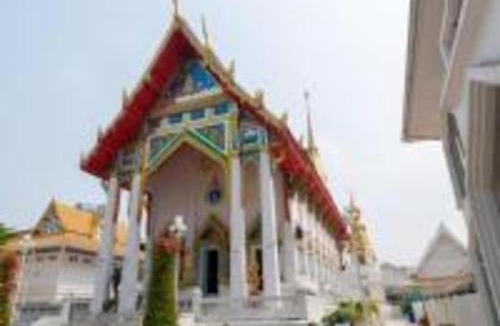 Sukhumvit Apartment | NewhiEkkamai 42 1