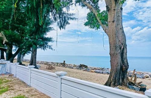 Tha Sala House | Busaba Villa Sea Views