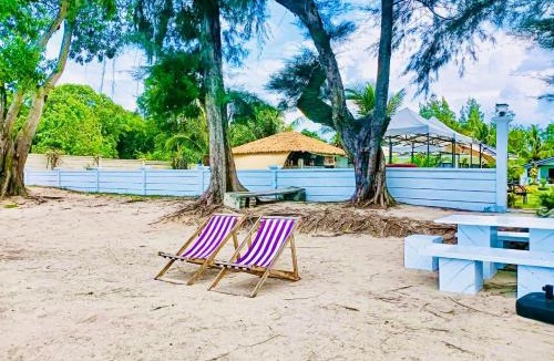 Tha Sala House | Fueng Fah Villa Sea Views