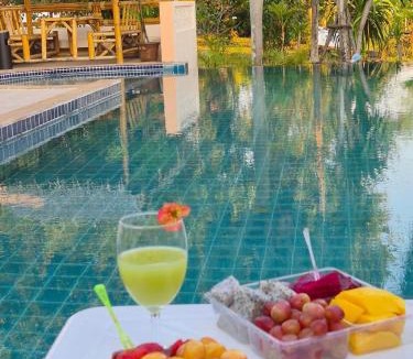 Nong Chaeng Villa | Tom Star Pool Villa Bang Tao