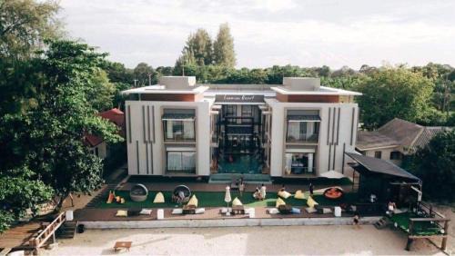 Chaiya Resort | Leamsai Beach Resort