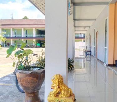 Takua Pa Hotel | โรงแรมสิริพรชัย 2