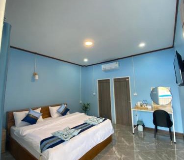 Khlong Sok House | Khaosok Bluesky Hotel