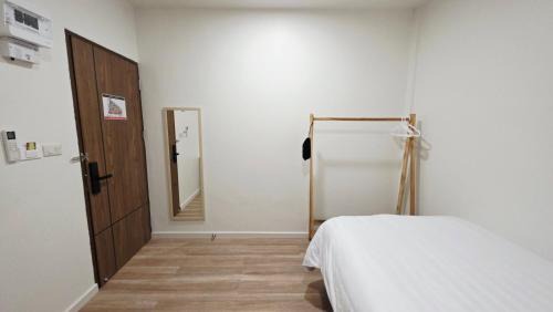 Cherngtalay Hostel | SUP Hometel Phuket