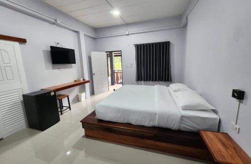 Ban Na Doem Bed & Breakfast | บ้านร่มไทร Ban Romsai Nadoem Suratthani