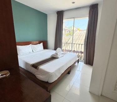 Kata Hotel | Joyera Kata Beach Hotel