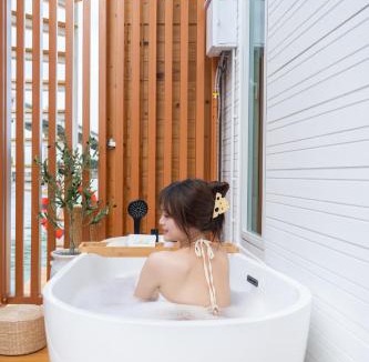 Klaeng District Villa | Water villa rayong