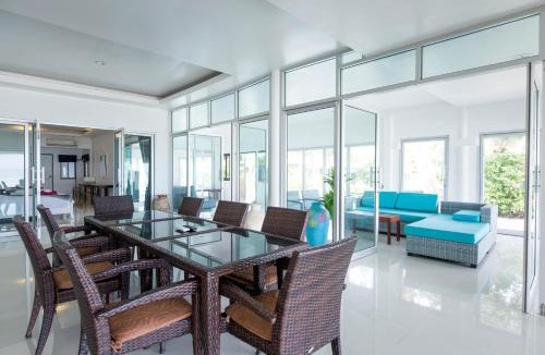 Hua Thanon Resort | the ocean resort samui