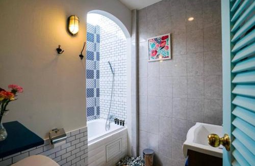 Rawai Hotel | The Seaton House