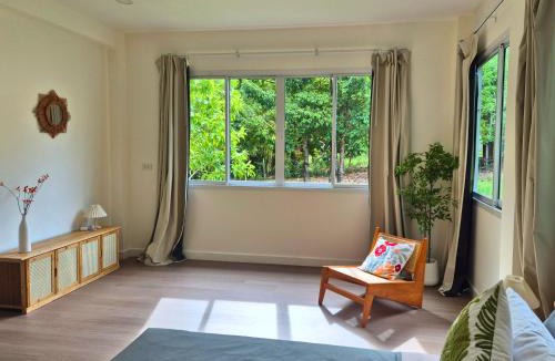 Hin Hong Villa | The Lomlay Villas