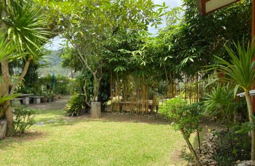 Ko Lanta Hostel | Baan Longhaad