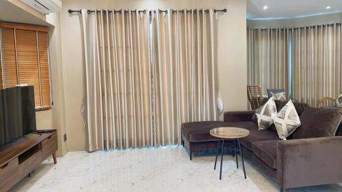 Pak Nakhon Villa | Jmpoolvilla