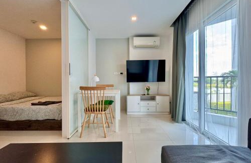 Kram Apartment | Mantra Beach Condominium Suite - Mae Phim