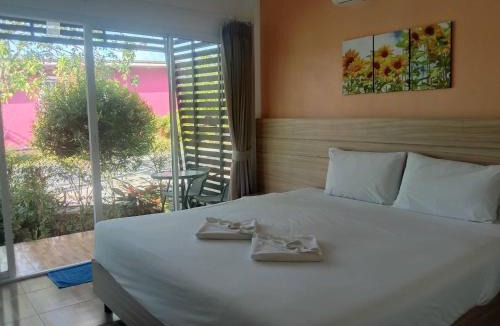 Sichon Hotel | โรงแรม ทิพย์บุรี ริเวอร์ไซด์