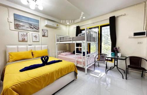 Khanom House | เลิฟซีพูลวิลล่า Love Sea Pool Villa
