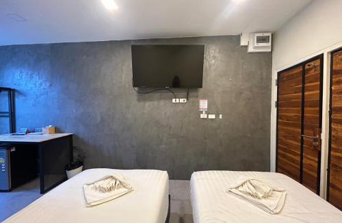 Nong Kha Yang Resort | Uthaithani Resort