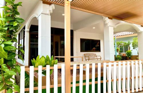 Koh Lan House | BanNoen kohlarn บ้านเนิน เกาะล้าน