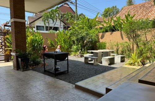 Ratsada House | Cheeva Pool Villa Phuket