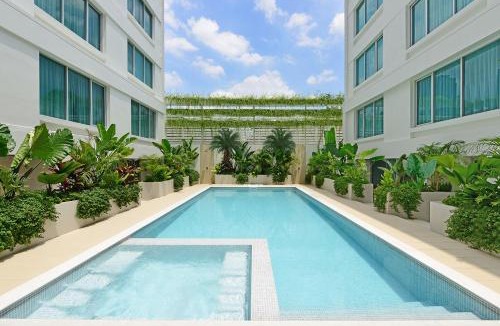 Nana Hotel | Centre Point Sukhumvit 10