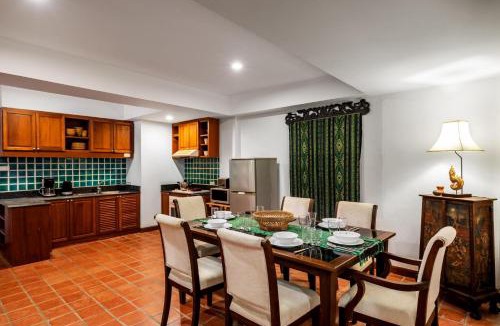 Nai Harn Apartment | Sand Beach Condo 3 Minutes Walk To Nai Harn Beach