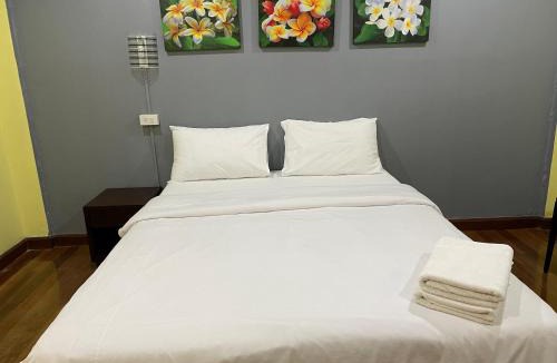 Talat Yai Hotel | Nawaporn Place